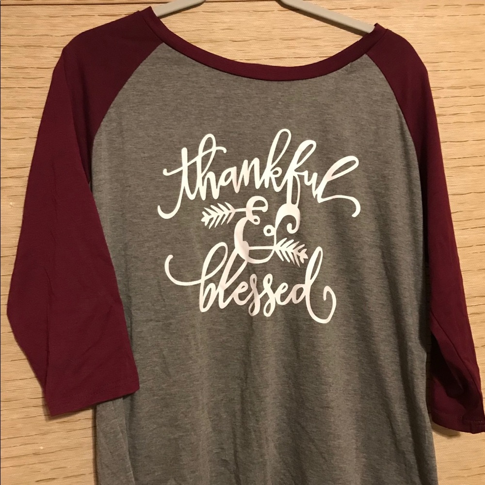 Raglan style woman’s shirt “Thankful & Blessed”